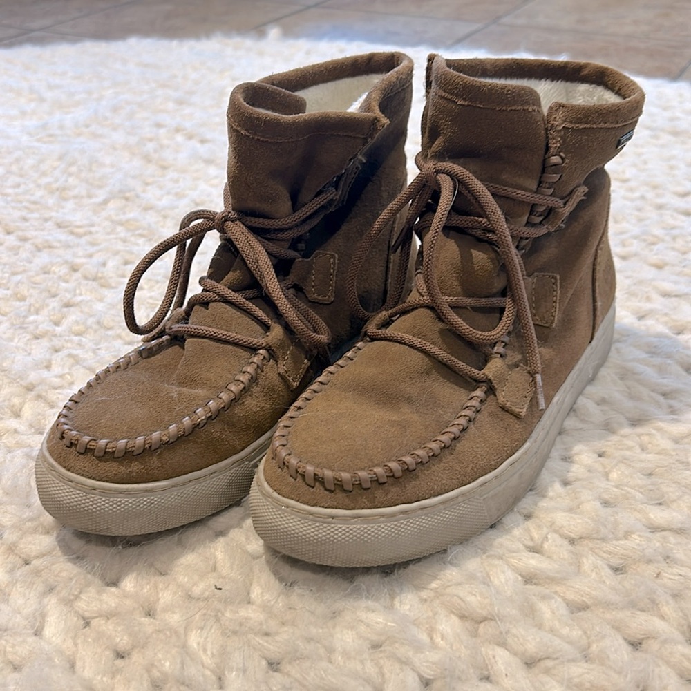 Cougar boots women’s 9